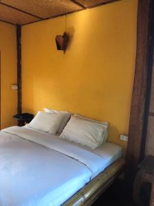 Postel nebo postele na pokoji v ubytování Pai resort pageryaw