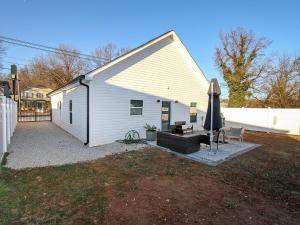 Το κτήριο όπου στεγάζεται  η παραθεριστική κατοικία