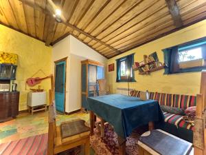 TV a/nebo společenská místnost v ubytování Art Hotel Sevan
