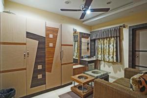 Posezení v ubytování Hotel Prashant Near Jahaz Bari New Digha