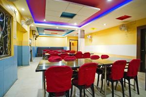 Posezení v ubytování Hotel Prashant Near Jahaz Bari New Digha