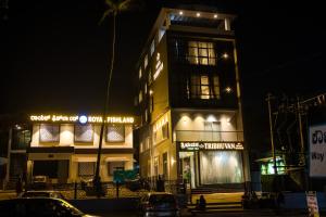 Το κτήριο όπου στεγάζεται  το ξενοδοχείο