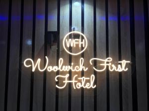 Certifikát, hodnocení, plakát nebo jiný dokument vystavený v ubytování Woolwich First Hotel