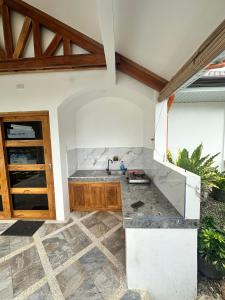 Kuchyň nebo kuchyňský kout v ubytování Buenacosa Resort