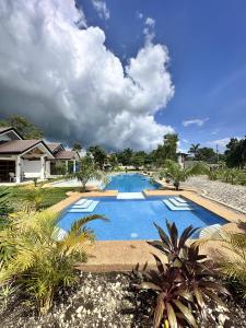 Bazén v ubytování Buenacosa Resort nebo v jeho okolí