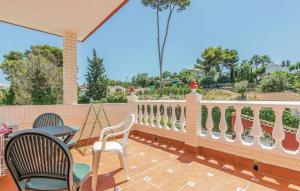 Μπαλκόνι ή βεράντα στο 3 Bedroom Lovely Apartment In Malaga