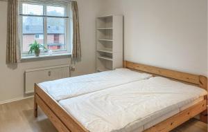 Nice Apartment In Hyltebruk With Wifi客房内的一张或多张床位