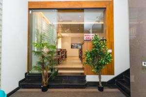 Ο χώρος του λόμπι ή της ρεσεψιόν στο Hotel Tribhuvan Gokarna +4 φωτογραφίες