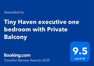Vottorð, verðlaun, skilti eða annað skjal til sýnis á Tiny Haven executive one bedroom with free WIFI and Netflix