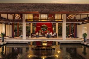 Khách lưu trú tại Banyan Tree Lang Co