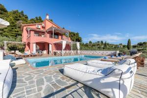 Πισίνα στο ή κοντά στο Villa Amaryllis In Skopelos +32 φωτογραφίες