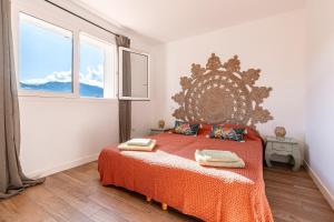 Ένα ή περισσότερα κρεβάτια σε δωμάτιο στο Villa La Crique - Piscine vue montagne climatisé +8 φωτογραφίες