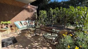 Giardino di Studio tout confort au calme avec jardin proche Cannes