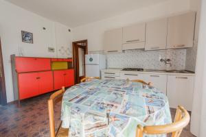 A kitchen or kitchenette at Altan