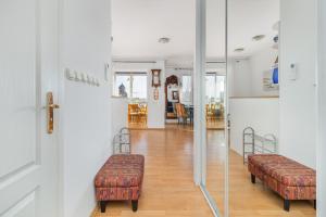 Posteľ alebo postele v izbe v ubytovaní One Bedroom Apartment with Balcony in Poznan by Noclegi Renters
