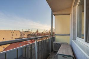 Balkón alebo terasa v ubytovaní One Bedroom Apartment with Balcony in Poznan by Noclegi Renters