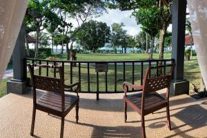 Zahrada ubytování Beach Rock Resort Belitung