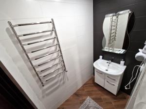 Koupelna v ubytování Modern apartment on Belvedere + 18 fotografií