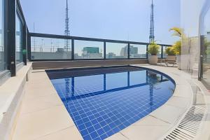 Πισίνα στο ή κοντά στο 907 Flat particular dentro do Hotel Transamérica Bela Cintra + Sofá Cama!
