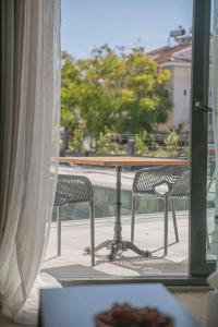 Balkón nebo terasa v ubytování Payava Hotel by True Blue