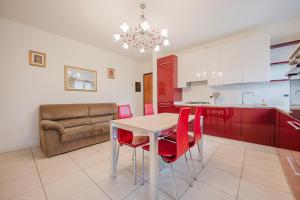 Kuchyň nebo kuchyňský kout v ubytování Lucrezia Suite - 10 min from Venice & Free Parking + 23 fotografií