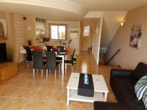 Posezení v ubytování Villa Roque Del Conde 3Mit Traumhaftem Meerblick