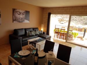 Posezení v ubytování Villa Roque Del Conde 3Mit Traumhaftem Meerblick