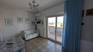 Posedenie v ubytovaní Casa a 20 metri dal mare!