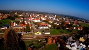 an aerial view of a small town with houses at Ferienwohnung In Söchau Mit Terrasse Und Grill in Söchau