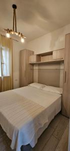 Postel nebo postele na pokoji v ubytování Drei Zimmer Wohnung Im Erdgeschoss