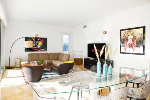 Posezení v ubytování Villa Grenouillere - Vue Mer - Fitness - Sauna