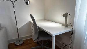 Fotografie z fotogalerie ubytování Martroi - Cœur de Ville - 3 pièces 80 m2 TV - Internet haut débit - loisirs et affaires v destinaci Orléans