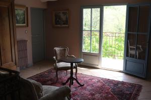 Posezení v ubytování Nabat le Haut, chambre et table d'hotes
