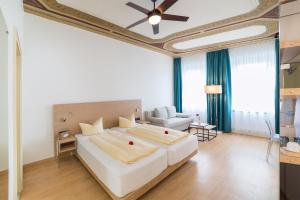 Postel nebo postele na pokoji v ubytování Hotel Garni Bodensee