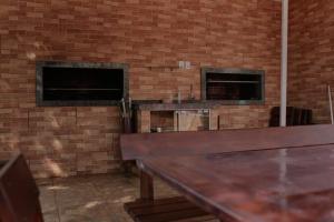 TV/trung tâm giải trí tại Pousada do Recanto Feliz