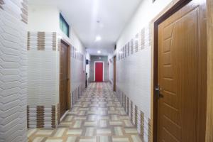 Fotografie z fotogalerie ubytování Hotel O Jks Deluxe Lodge v destinaci Udaiyārpālaiyam
