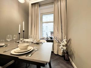 Fotografia z galérie ubytovania Central, Modern & CHIC Wroclaw Gem, Near Park! 10min to Old Town, Trumski vo Vroclavi