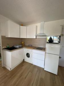 Køkken eller tekøkken på appartement proche mer