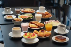 Makanan di atau berdekatan hotel +21 gambar