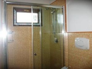 Koupelna v ubytování Ferienhaus Mit Garten Und Kinderschwimmbad