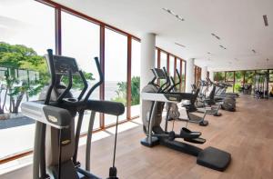 Fitness centrum a/nebo fitness zařízení v ubytování Luxury Beachfront Villa in Punta Mita