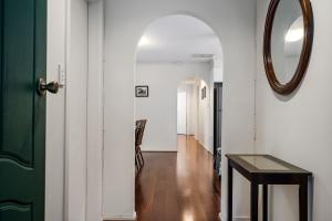 Φωτογραφία από το άλμπουμ του Common Occurrence - Perfectly Positioned in Mile End σε Keswick