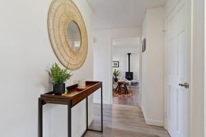 Gallery image of Serenity on 6th 30 Day Minimum in Bend