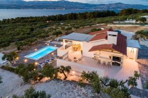 Příroda nedaleko vily