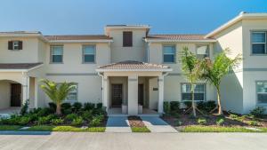 a house with palm trees in front of it at LBL4837 in Los Angeles