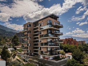 Nespecifikovaný výhled na hory nebo výhled na hory při pohledu z hotelu