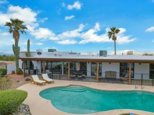Πισίνα στο ή κοντά στο Two Bird Ranch, 5 acre Luxury and Peace Heat Pool