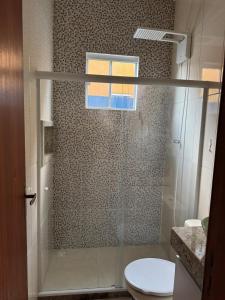 Ένα μπάνιο στο Ramos House +4 φωτογραφίες