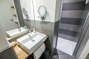 Staycity Aparthotels Leipzig City Centre的一间浴室