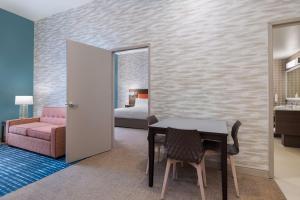 Home2 Suites By Hilton El Centro的休息区